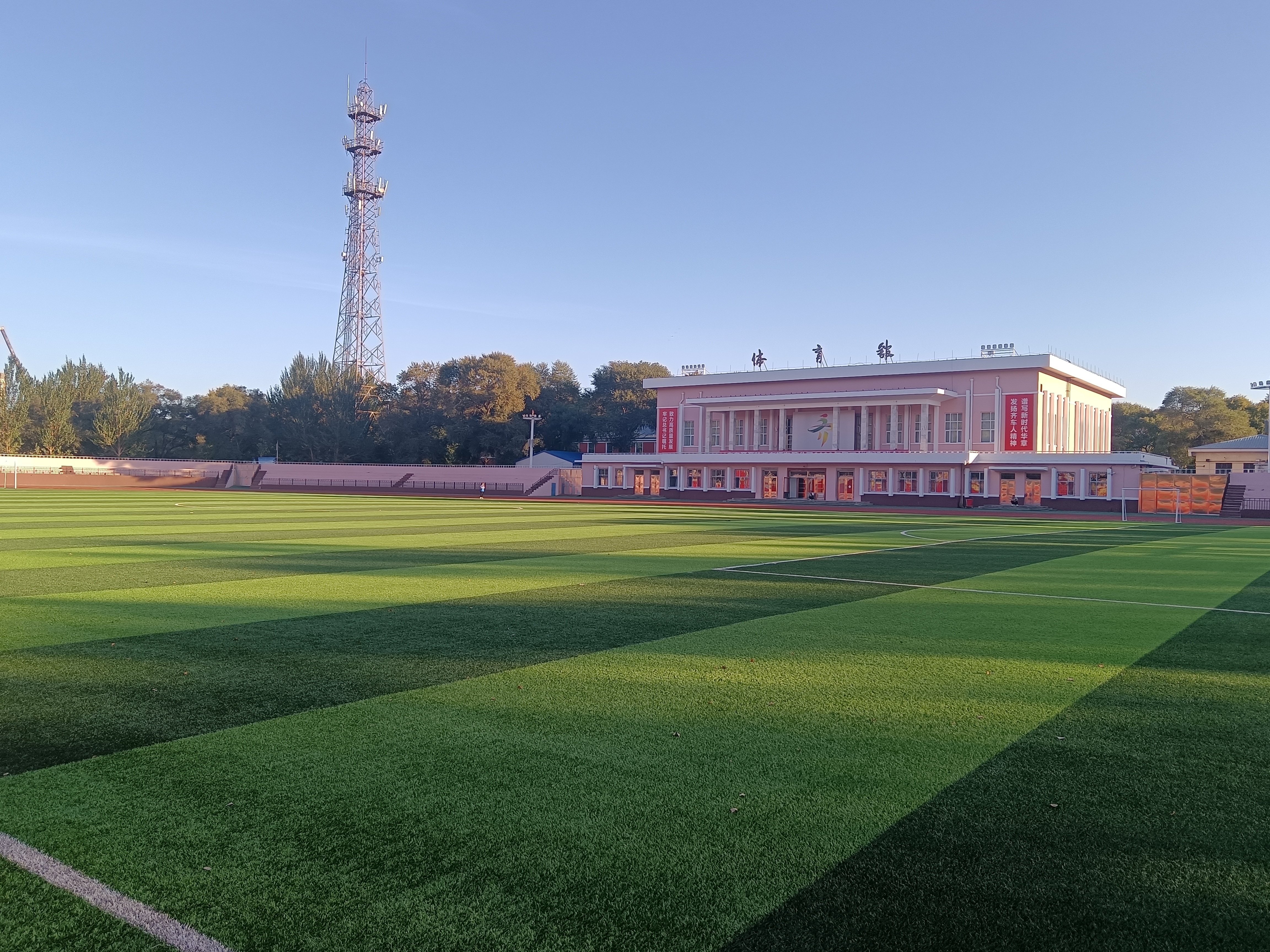 通辽主场篮球场_(通辽主场篮球场在哪)  第1张