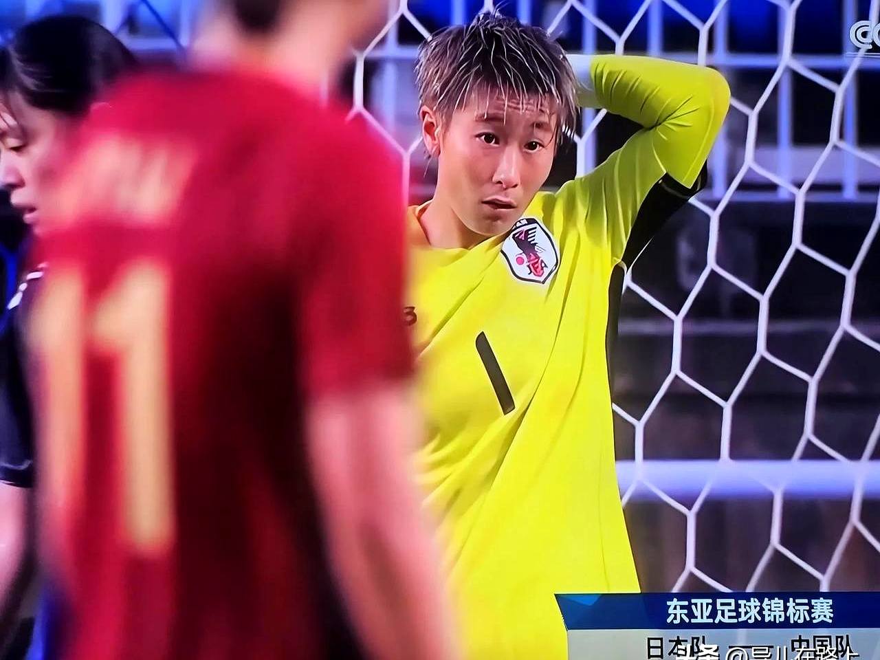 足球so雨燕直播_(足球直播吧雨燕直播)  第1张