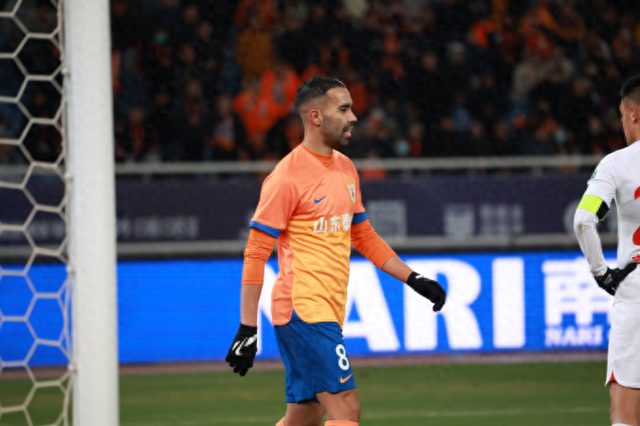 媒体：胡荷韬确定无缘出战泰山国家队期间受伤的简单介绍  第2张