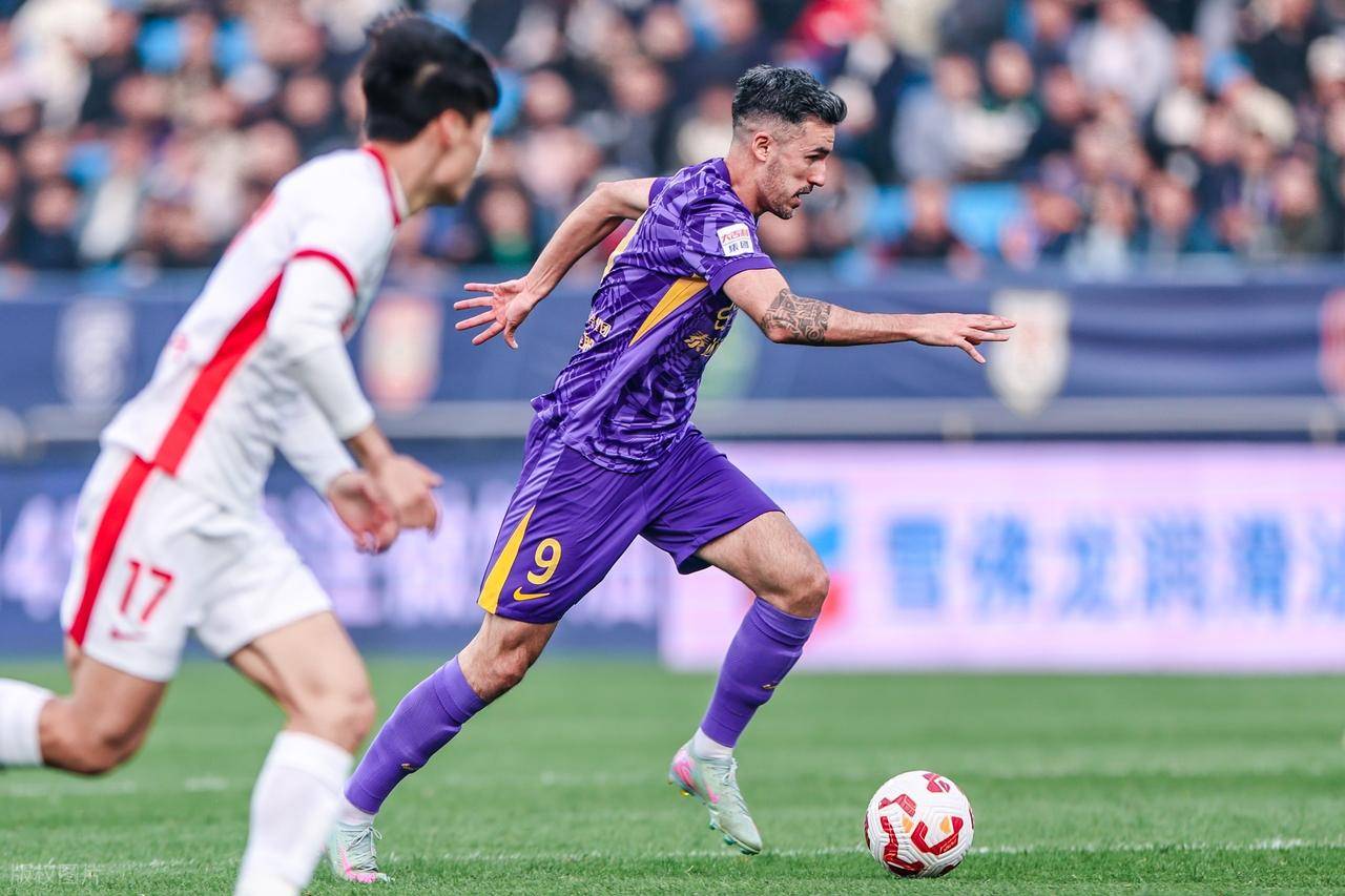 长春亚泰将球送进自家球门阿不都海米提自摆乌龙的简单介绍