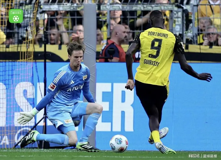 包含德甲多特蒙德1-0科隆赛义德-马拉失单刀拜尔补时绝杀的词条  第1张