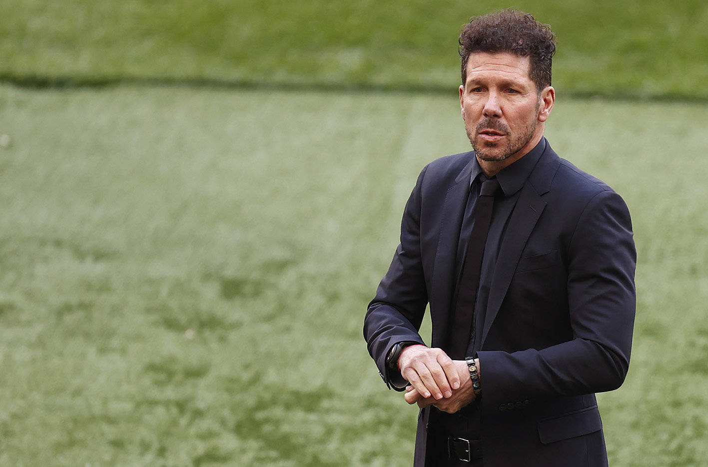 包含芬威有意收购赫塔费旨在配合利物浦的运营的词条