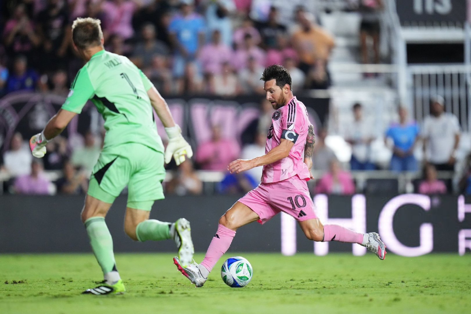 包含美职联纳什维尔2-5迈阿密国际梅西帽子戏法的词条  第2张