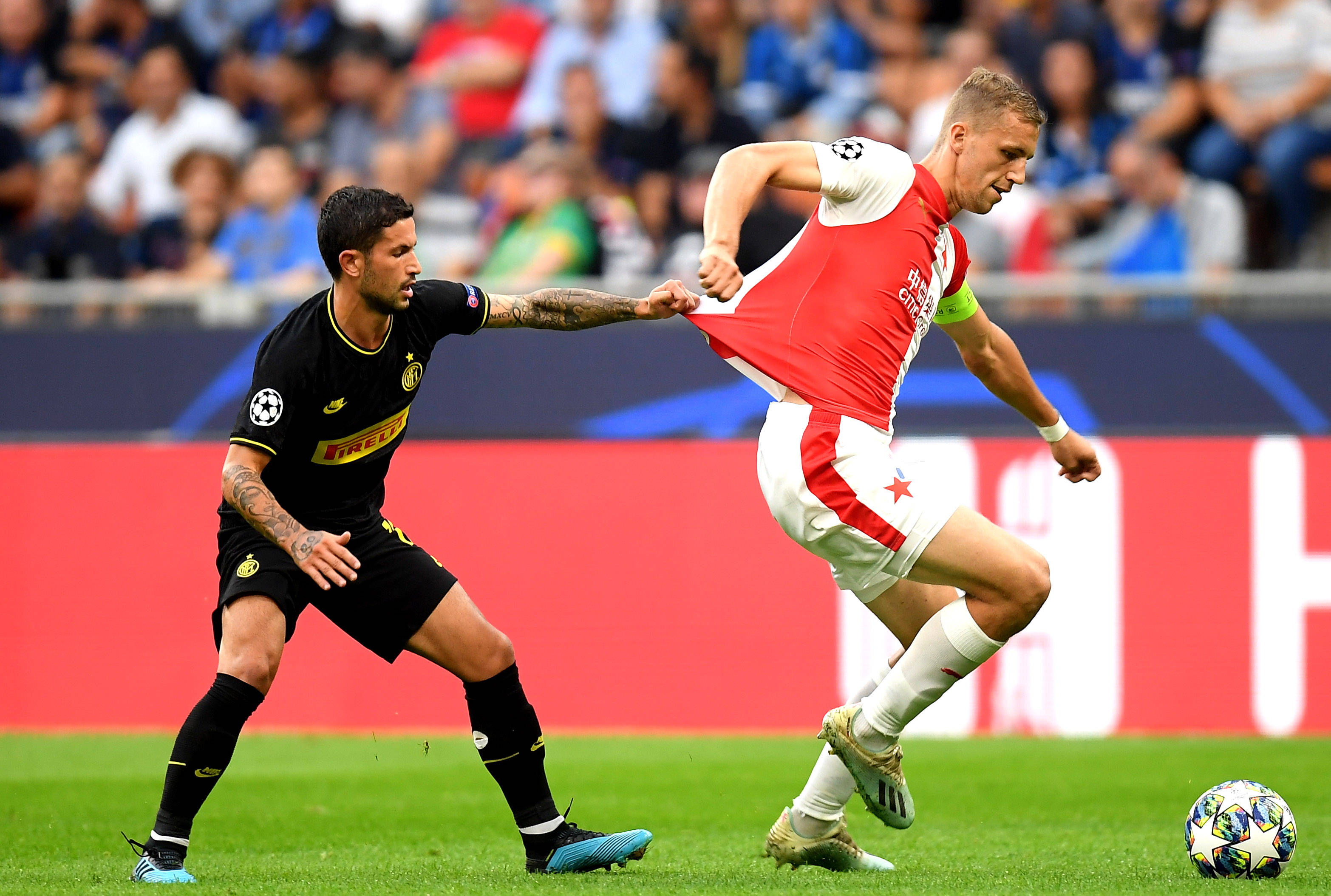 欧冠布拉格斯拉维亚VS阿森纳比分预测枪手无懈可击的简单介绍