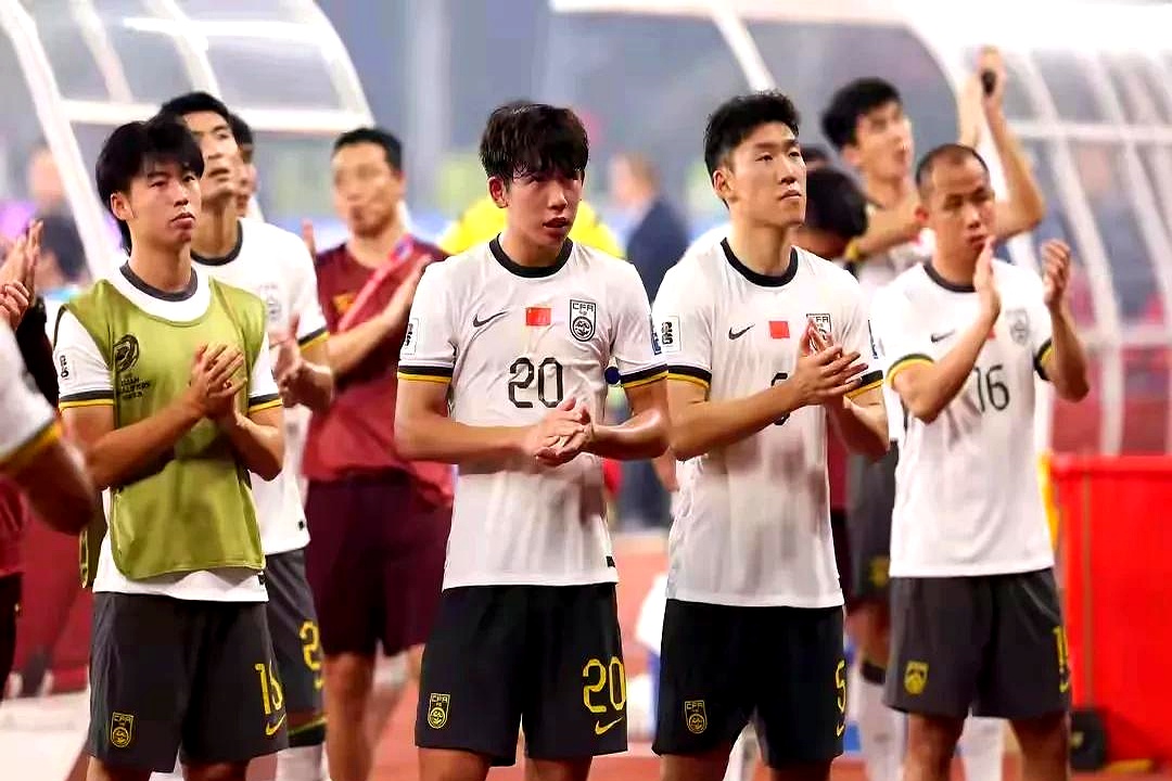 包含国足战印尼裁判团队公布均来自乌兹别克斯坦的词条