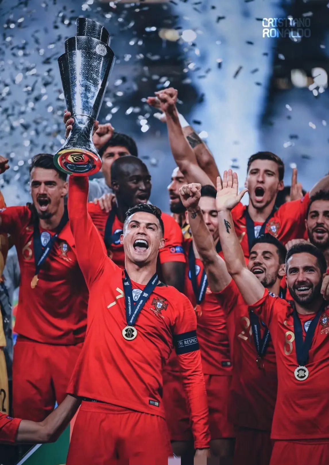 葡萄牙队世预赛大名单出炉C罗领衔B费、B席入选的简单介绍 第2张 葡萄牙队世预赛大名单出炉C罗领衔B费、B席入选的简单介绍 第2张