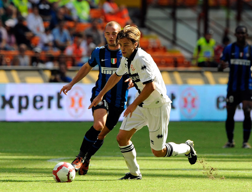 曝帕尔马有意利贝拉里后者在米兰出场寥寥的简单介绍 第1张 曝帕尔马有意利贝拉里后者在米兰出场寥寥的简单介绍 第1张