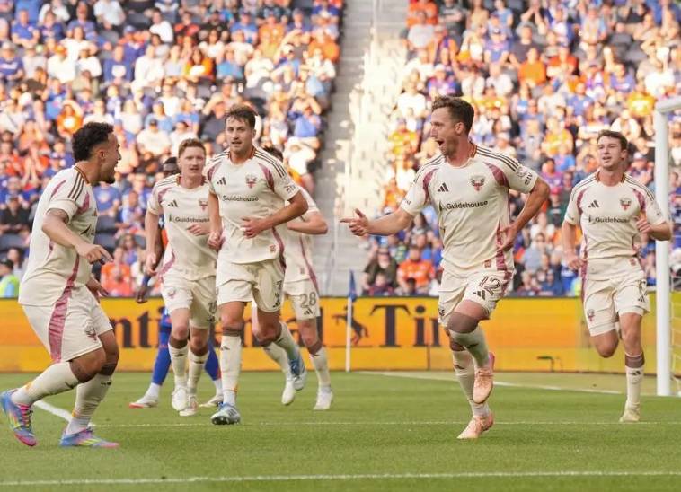 包含世俱杯洛杉矶FCVS突尼斯希望比赛预测两队第一轮都输球的词条  第2张