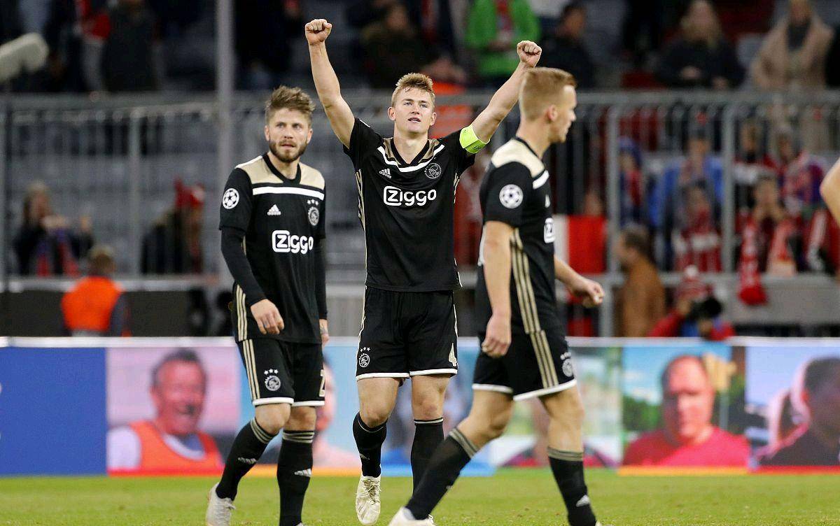 关于荷甲费耶诺德vsPSV埃因霍温比赛预测榜首争夺战一触即发的信息  第1张