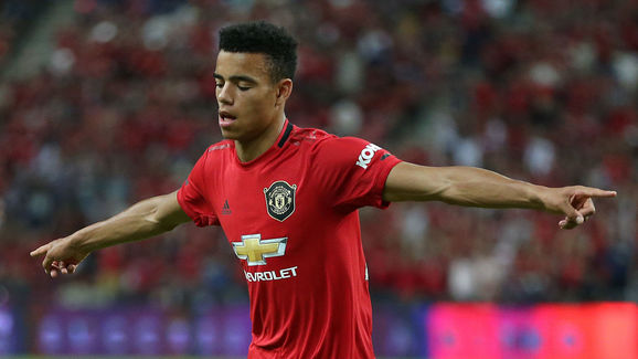 包含曼联将取消季前赛礼物以节省新赛季的运营成本的词条