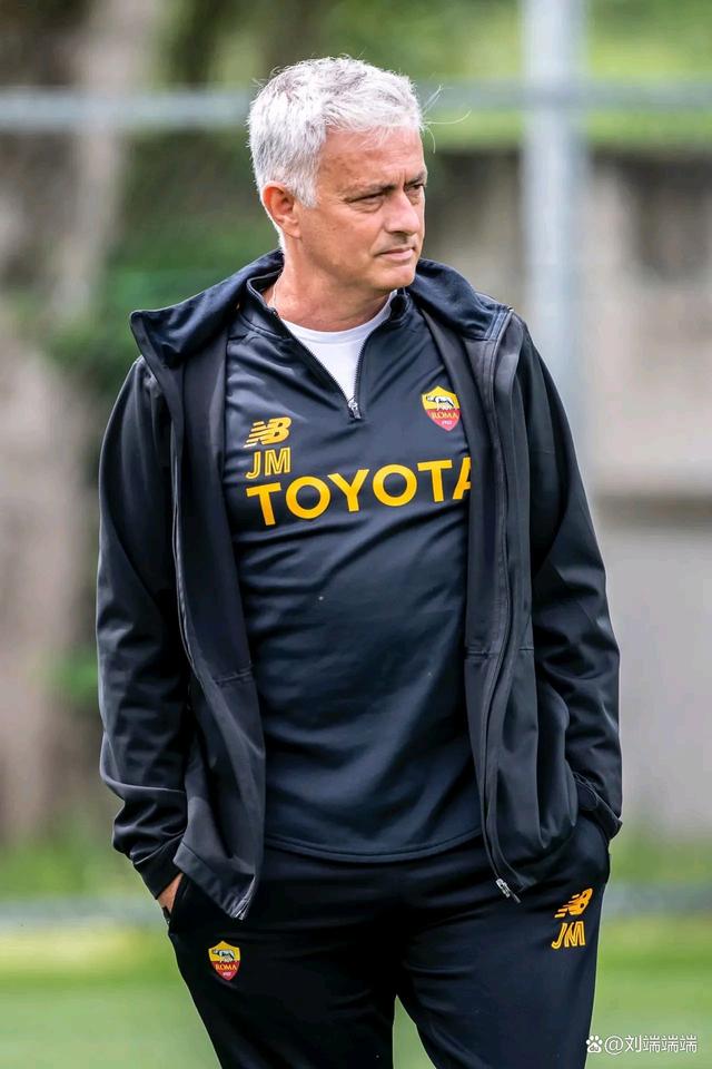 关于曝罗马主帅与总监因引援不力闹矛盾罗马爆发内讧的信息