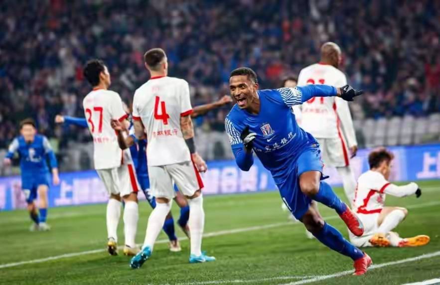 上海申花球迷呼吁换外援米内罗伤缺4个月的简单介绍