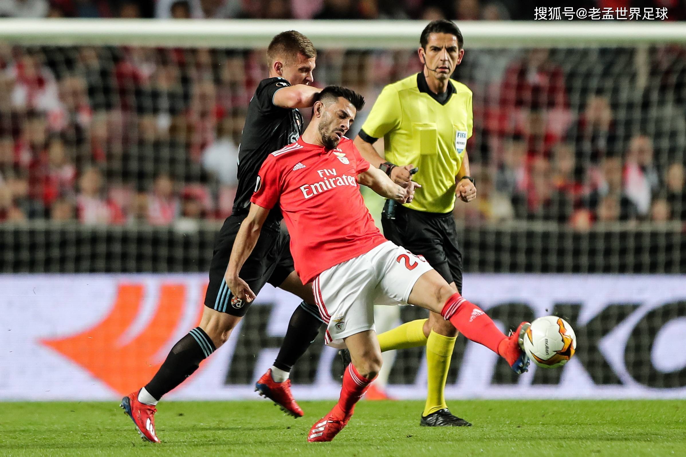 关于世俱杯本菲卡1-0拜仁双方同时晋级16强的信息