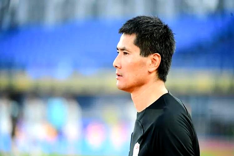 青岛西海岸主帅邵佳一点评球队表现进入状态太慢的简单介绍 第2张 青岛西海岸主帅邵佳一点评球队表现进入状态太慢的简单介绍 第2张