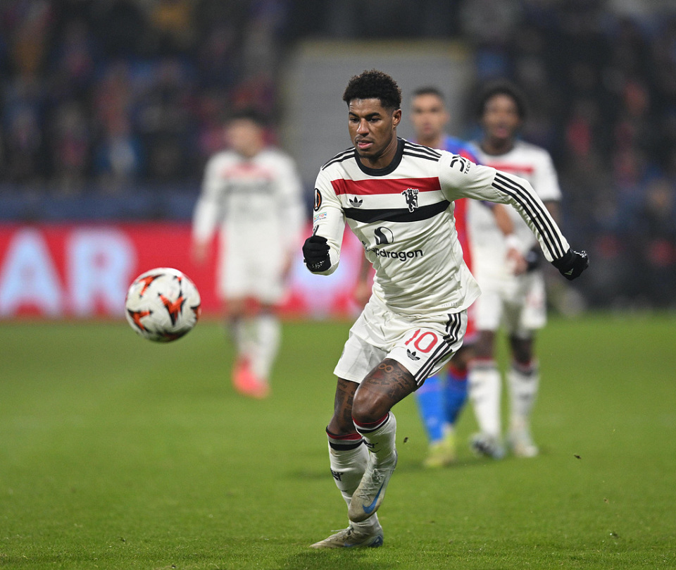 关于巴萨接近签尼科但迪亚斯和拉什福德都没有放弃的信息