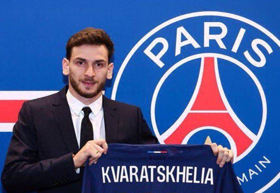 关于克瓦拉茨赫利亚参加巴黎训练缺席法国杯决赛的信息