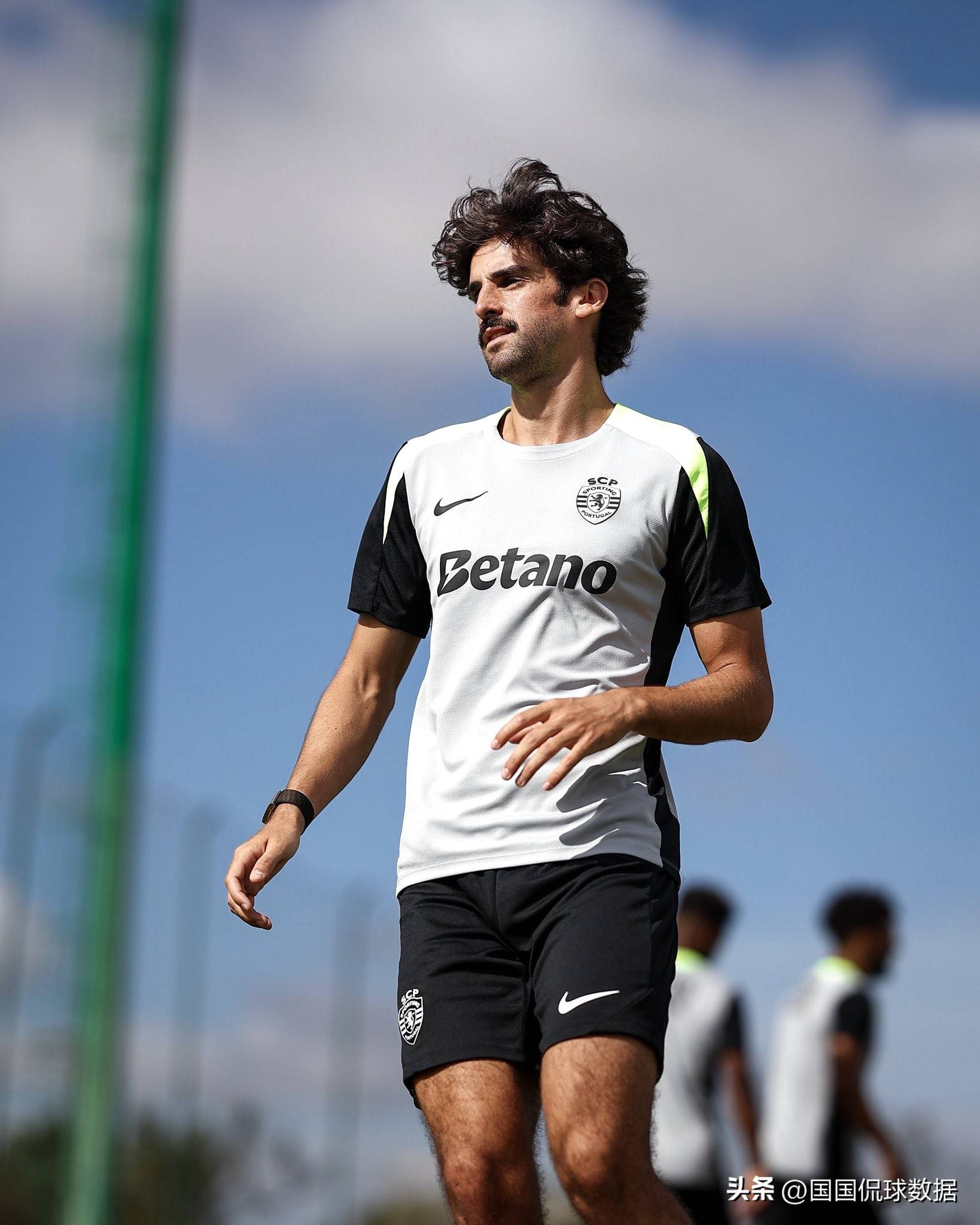 关于葡超里斯本竞技VS波尔图前瞻分析两队新赛季表现非常接近的信息