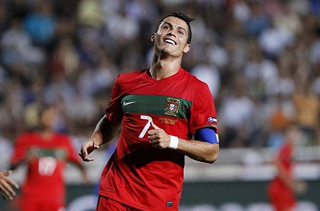 包含亚冠果阿1-2利雅得胜利C罗缺阵博尔热斯、卡马拉建功的词条