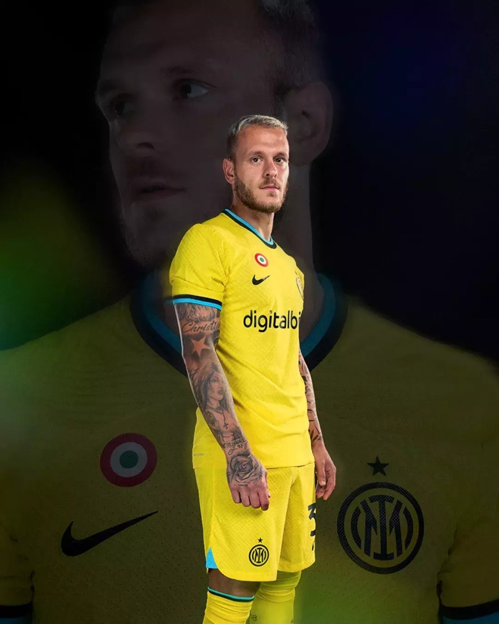 包含国米发布新赛季第三球衣雷霆灰作为主色调的词条